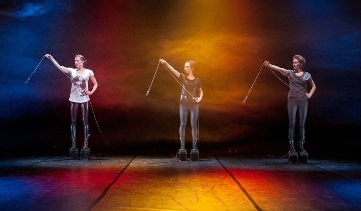 „I like to move it“ von Zufit Simon