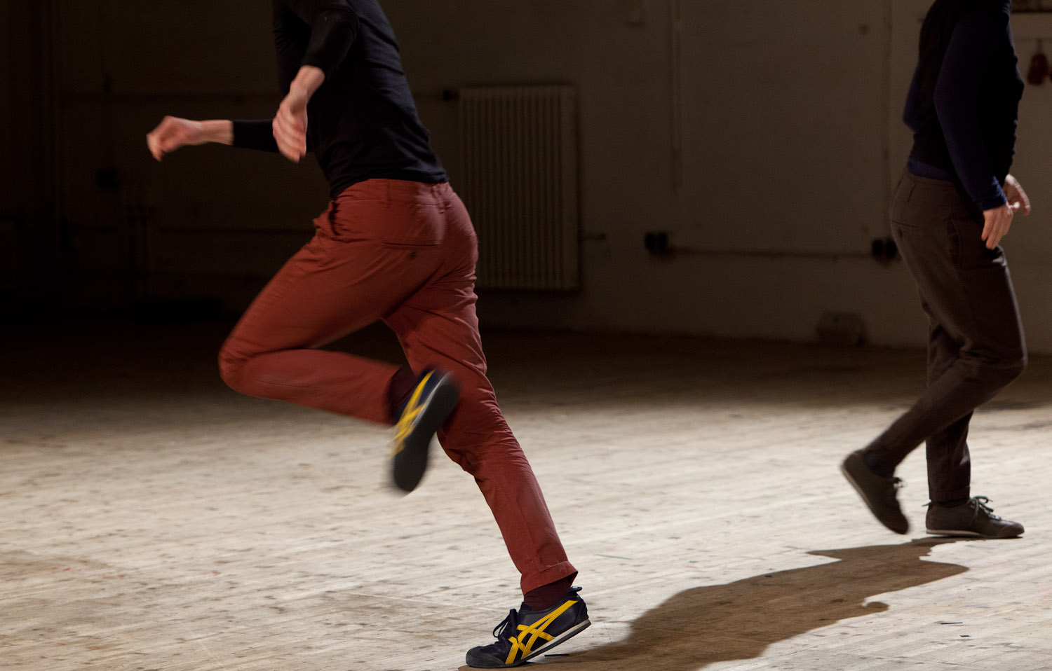 Sabine Glenz' installative Performance „Here we go“  in der Galerie der Künstler München