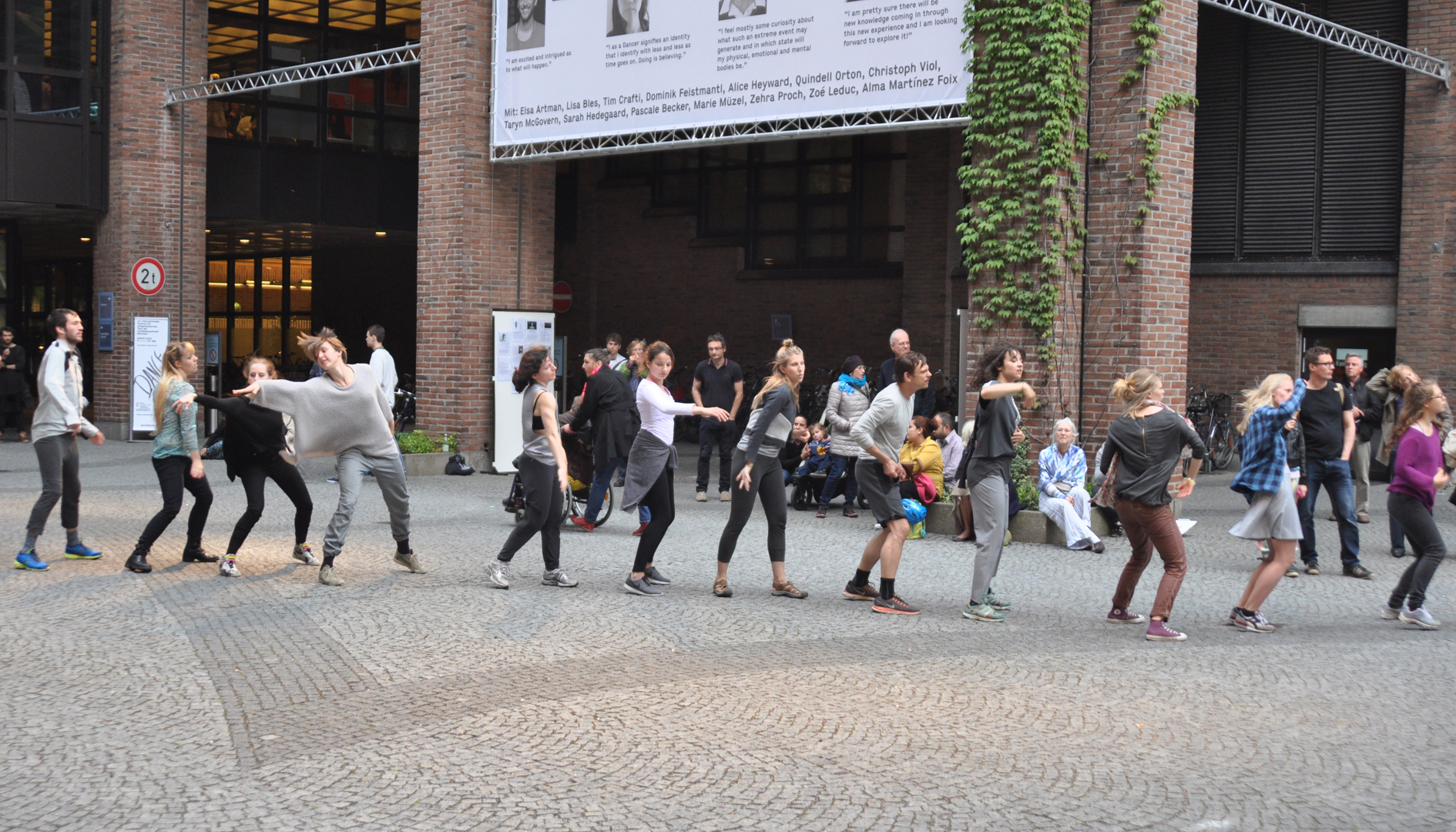 „Dancing Days“ von Stefan Dreher