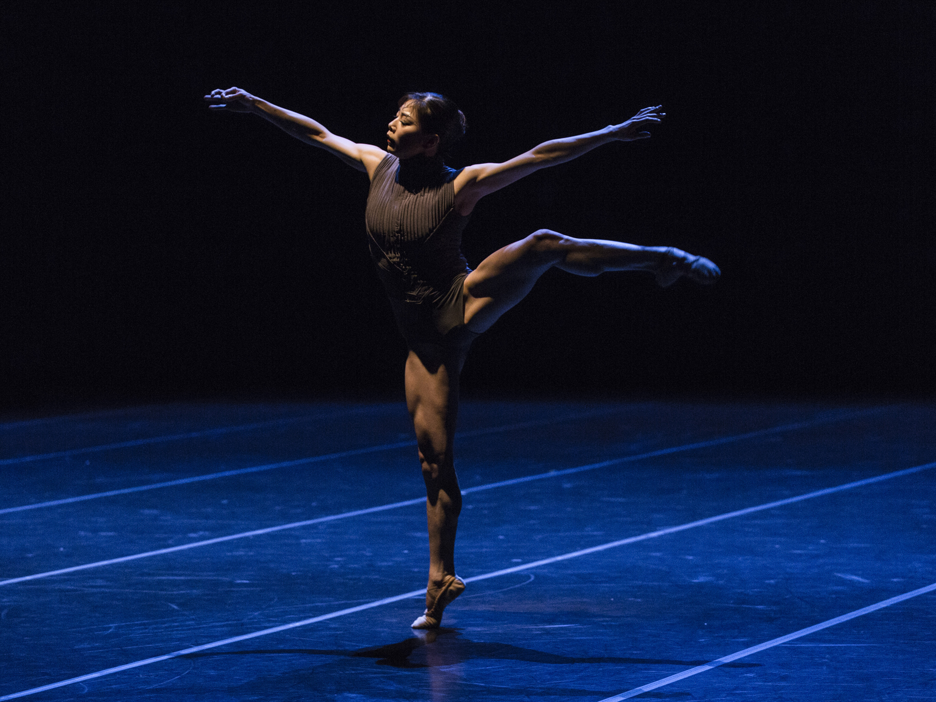 „Bow“ von Goyo Montero. Tanz: Sayako Kado.