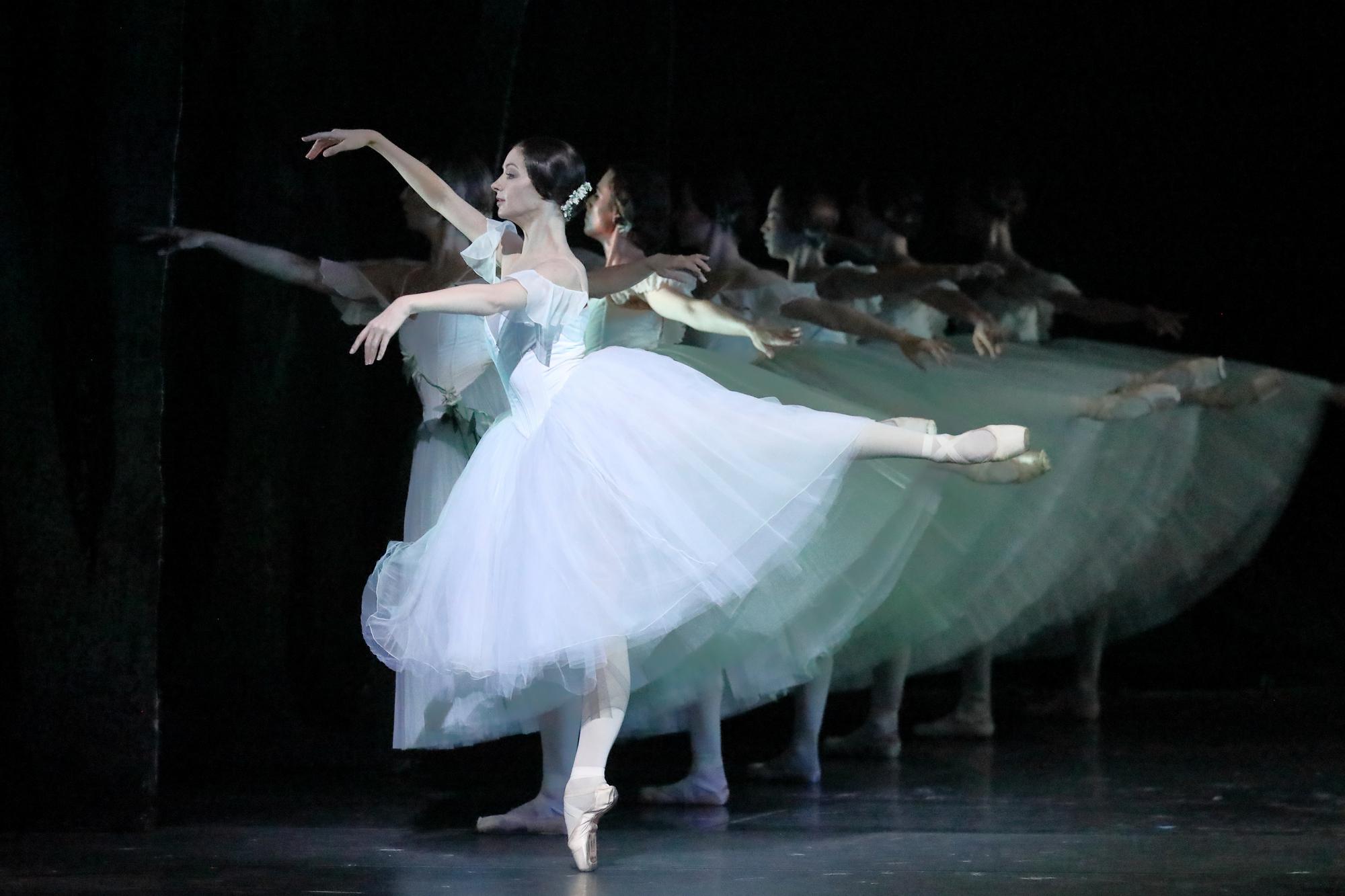 „Giselle“ von Peter Wright. Tanz: Laurretta Summerscales