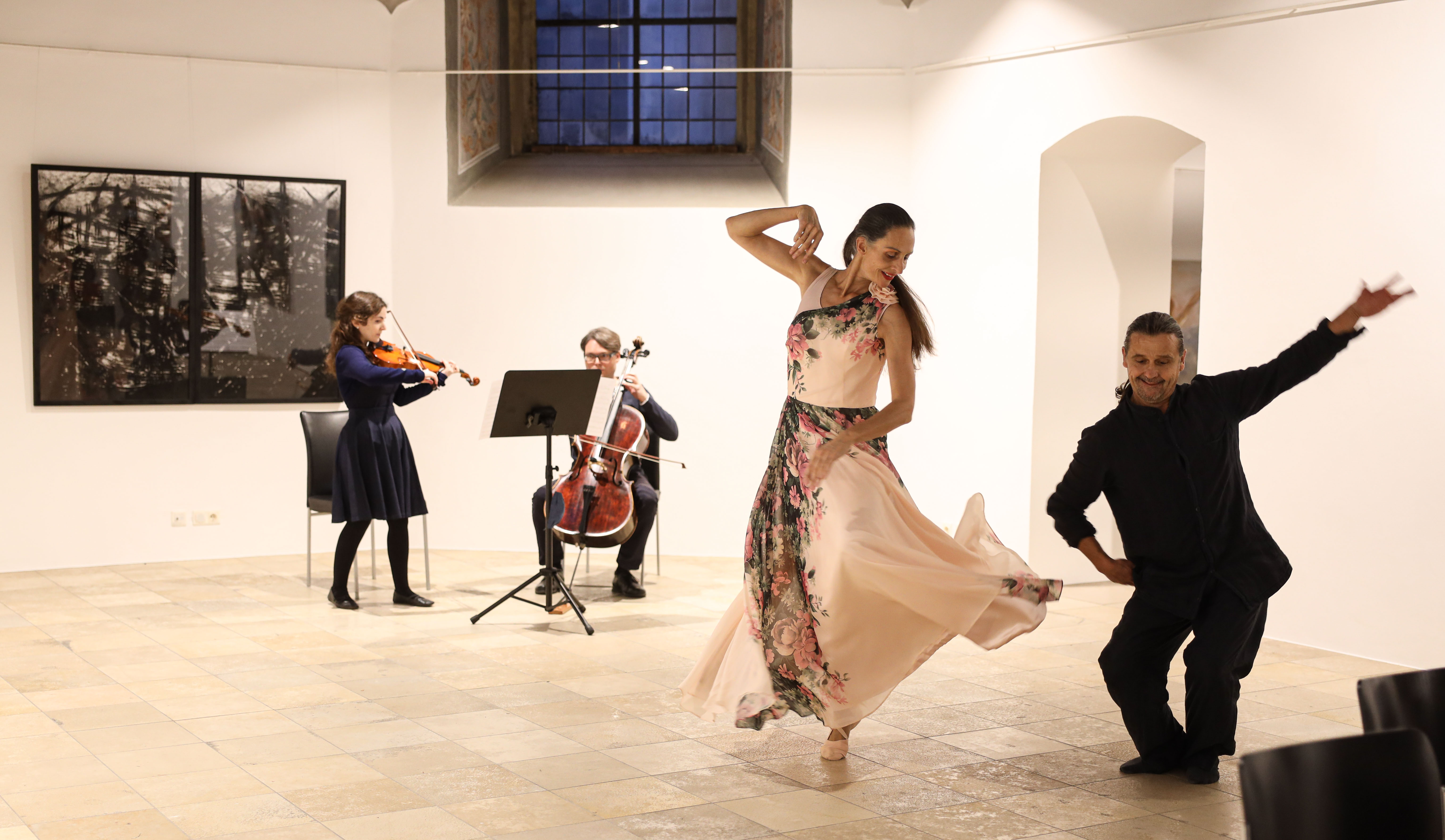 „Maskenball“, Choreografie und Tanz A. Schlögl und Ute Steinberger