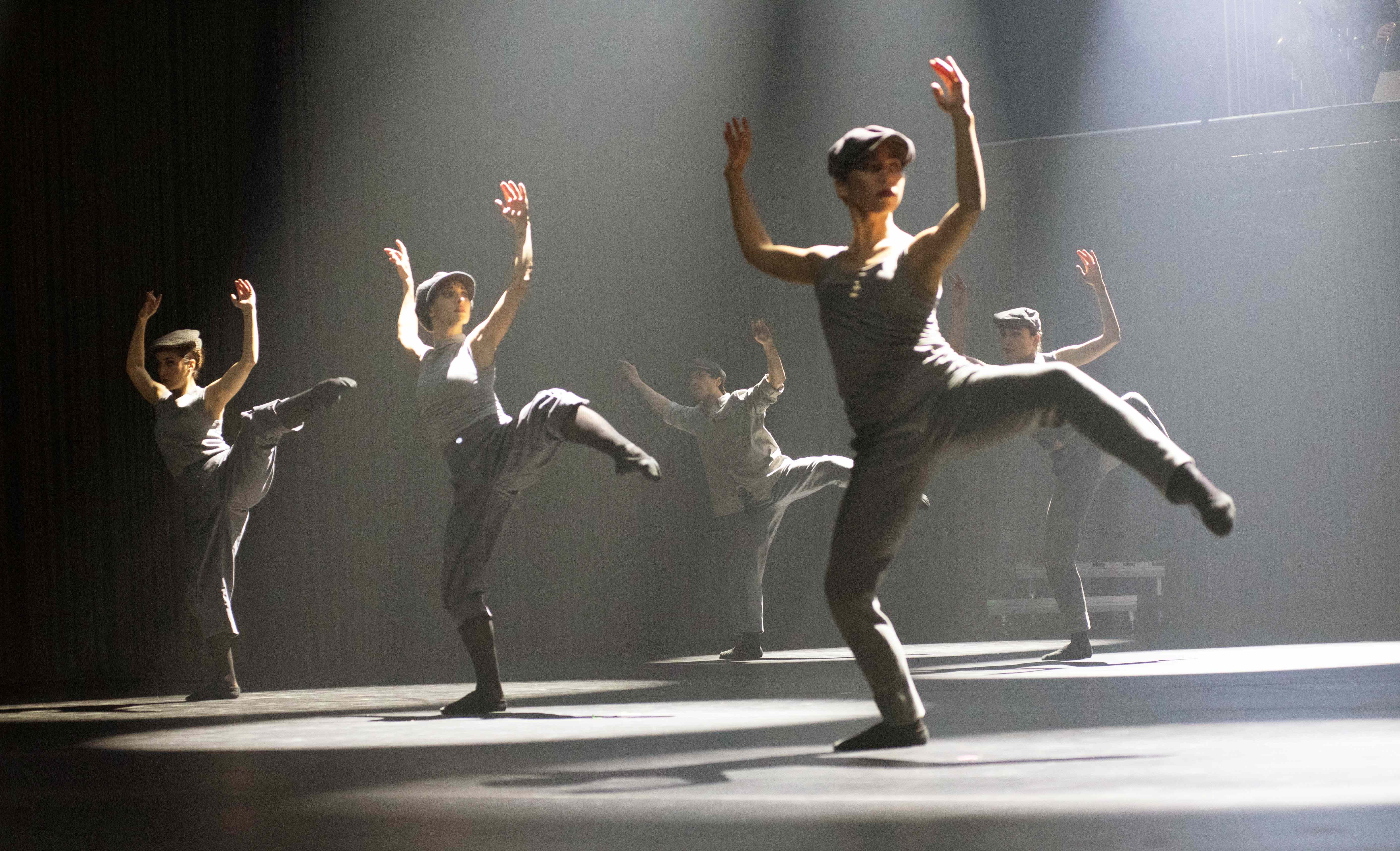 „Der große Gatsby“ am Deutschen Theater München. Tanz: Ensemble