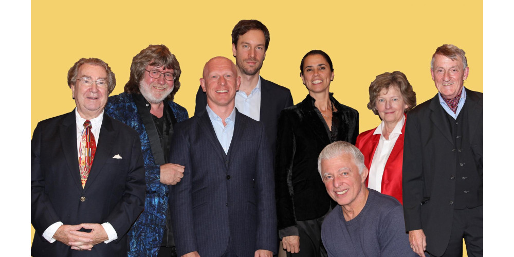 Vorstand Förderverein Tanzkunst Deutschland e.V. (von links nach rechts): Ulrich Roehm, Ronald Hackelberg, Ingo Meichsner, Jaš Otrin, Alexandra Georgieva, Günther Rebel, Jutta Kimmeskamp, Jeremy Leslie-Spinks