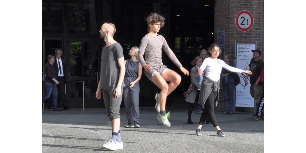 „Dancing Days“ von Stefan Dreher