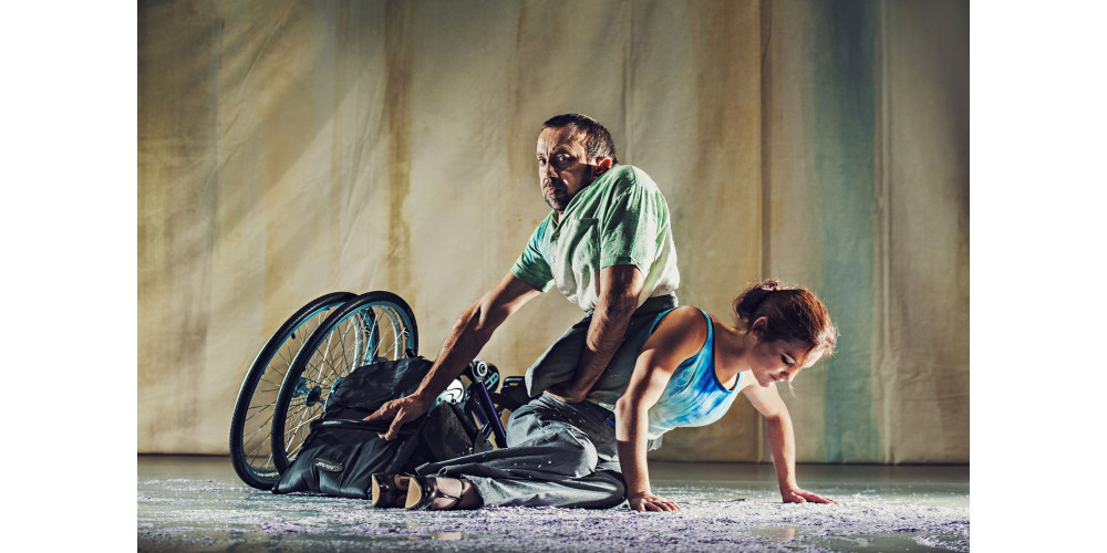 Lucy Bennetts Stopgap Dance Company mit „Artificial Things“