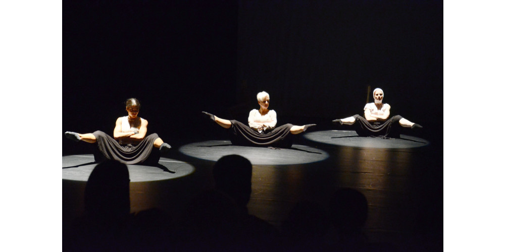 „Numb – Erstarrt“, Tami Darouiche, Julia Koderer und Ramona Reißaus