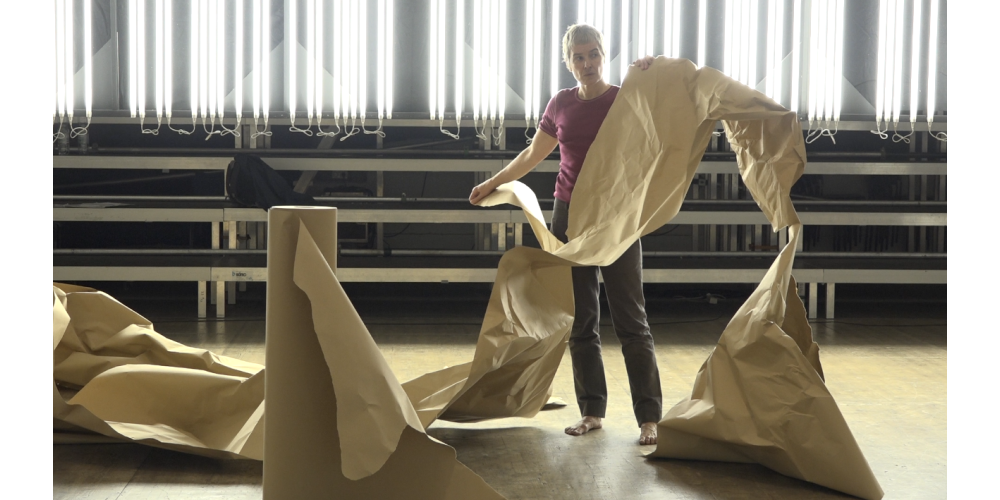 „Papierdialoge“ von Judith Hummel