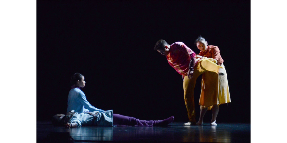 Hubbard Street 2 im Regensburger Velodrom