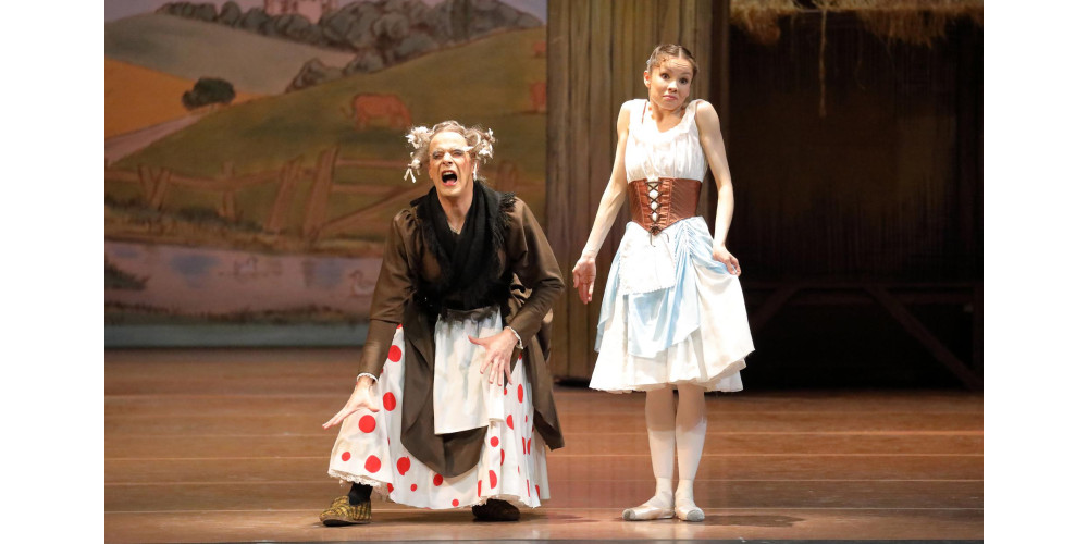 „La Fille mal gardée“ von Frederick Ashton; Maria Shirinkina und Vittorio Alberton