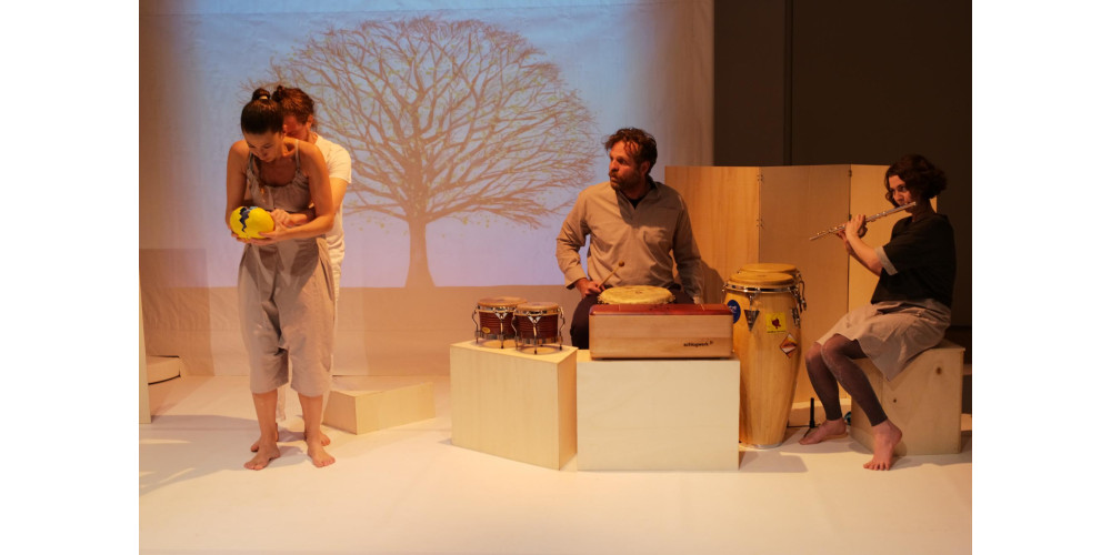 „Der Elefant aus dem Ei“ von Ceren Oran