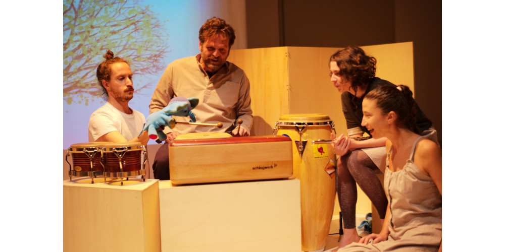 „Der Elefant aus dem Ei“ von Ceren Oran