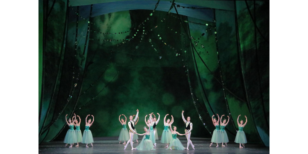 „Jewels“ von George Balanchine. Tanz: Ensemble
