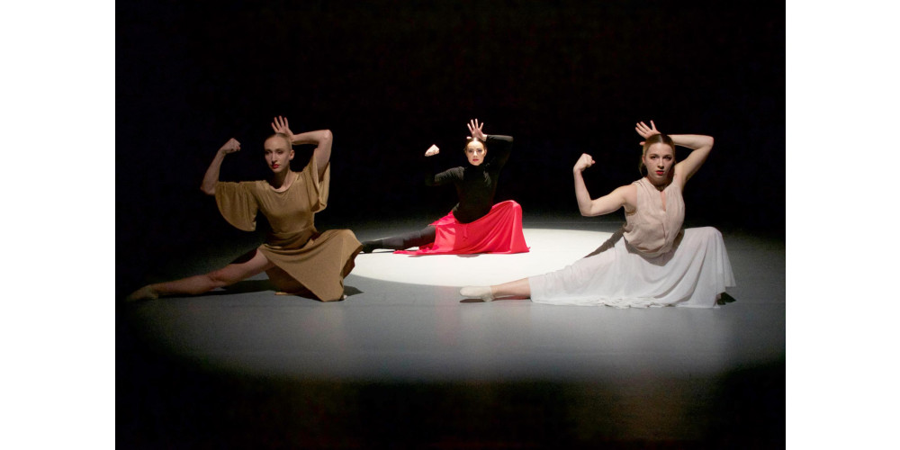 „Code“ von Sosani Tanztheater