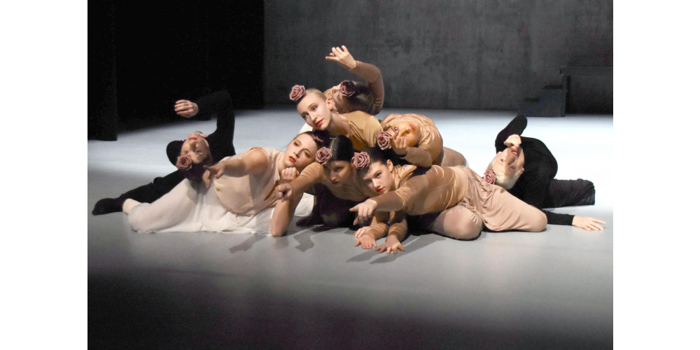 &quot;Code“ des Sosani Tanztheater bei den Regensburger Tanztagen