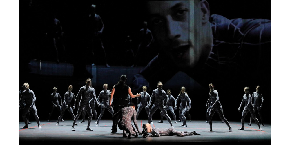 &quot;Salome Tanz&quot; von Eyal Dadon