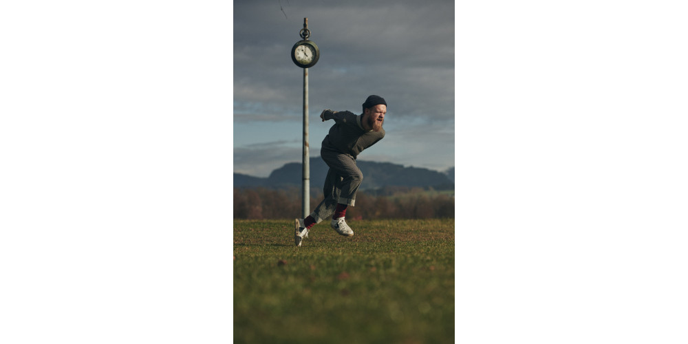 &quot;Is Susan lonely?&quot; by Jasmine Ellis Projects: Lukas Bamesreite