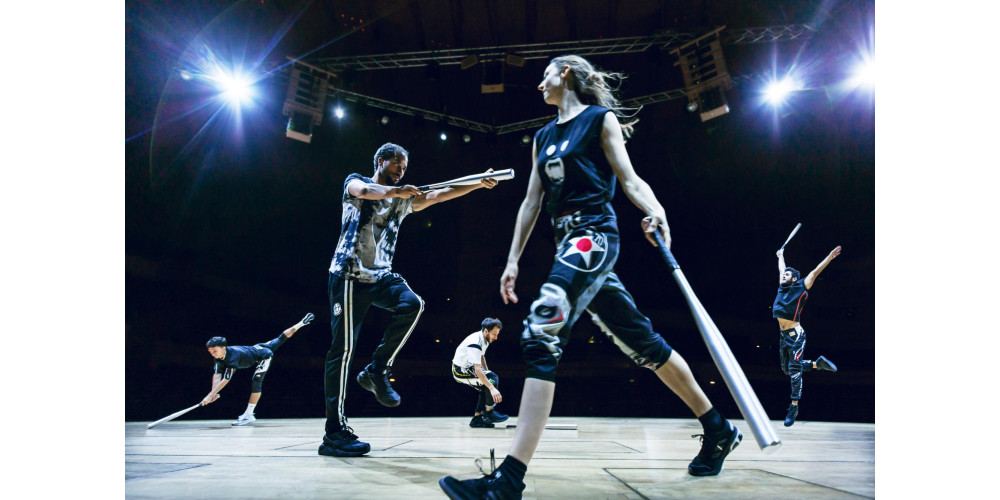 YESTER:NOW von Moritz Ostruschnjak