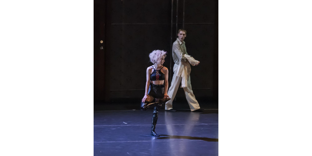 „Cecil Hotel“ von Andrey Kaydanovskiy; Ksenia Ryzhkova, Jonah Cook