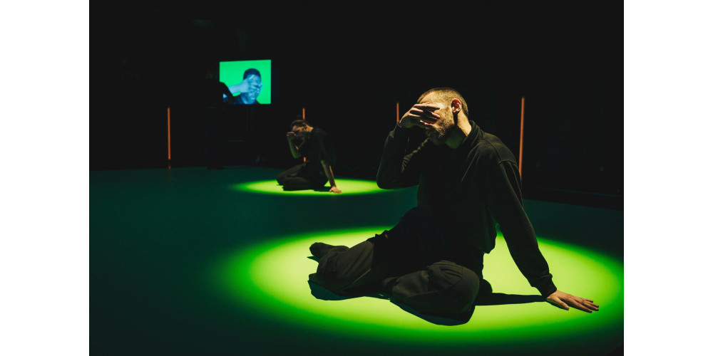 Diego Tortelli: „Hole in Space“