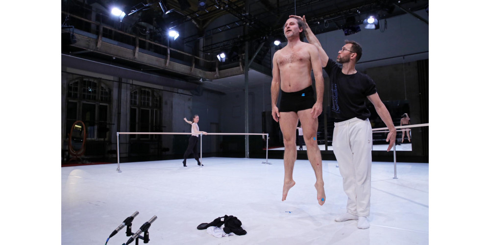 &quot;Alter Hase&quot; von Lajos Talamonti im HochX München