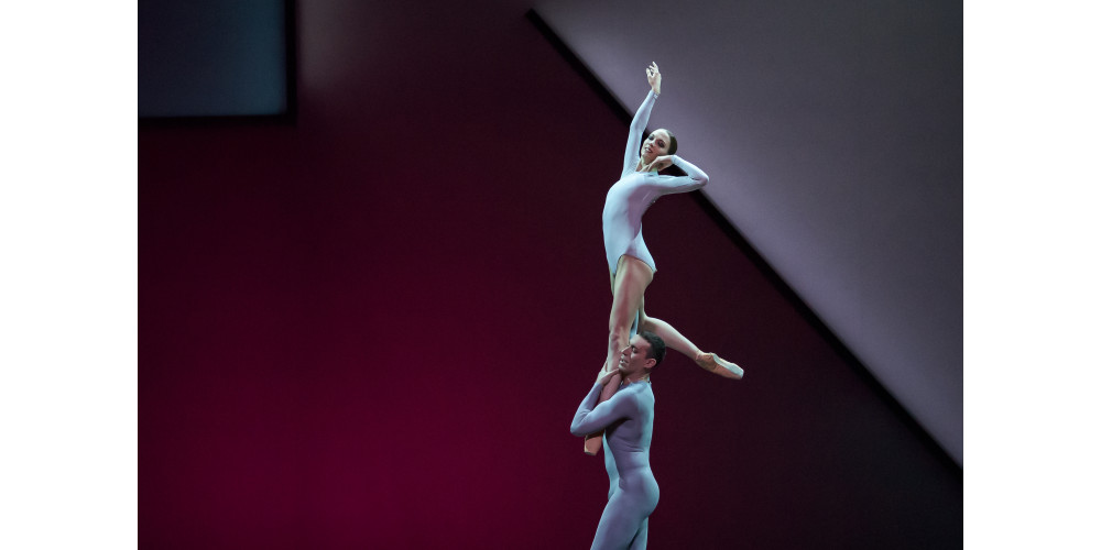 &quot;Passagen - Affairs of the Heart&quot; von David Dawson. Tanz: Prisca Zeisel, R. Strona