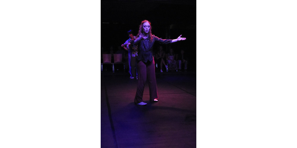 „I Forgot to Remember“ von Simone Elliott. Tanz: Ensemble.