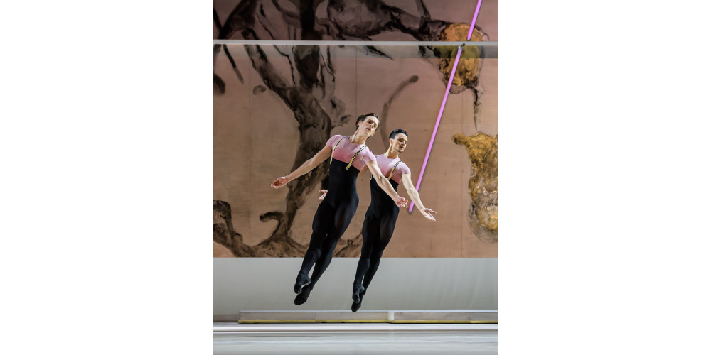 „Tschaikowsky-Ouvertüren“ von Alexei Ratmansky. Tanz: Sava Milojević, Yago Gonzaga