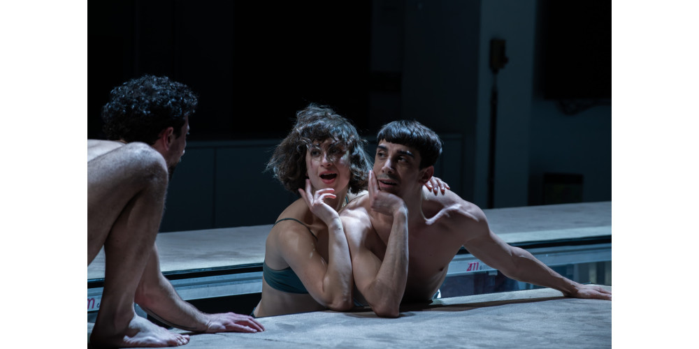 „Flora“ von Matteo Carvone