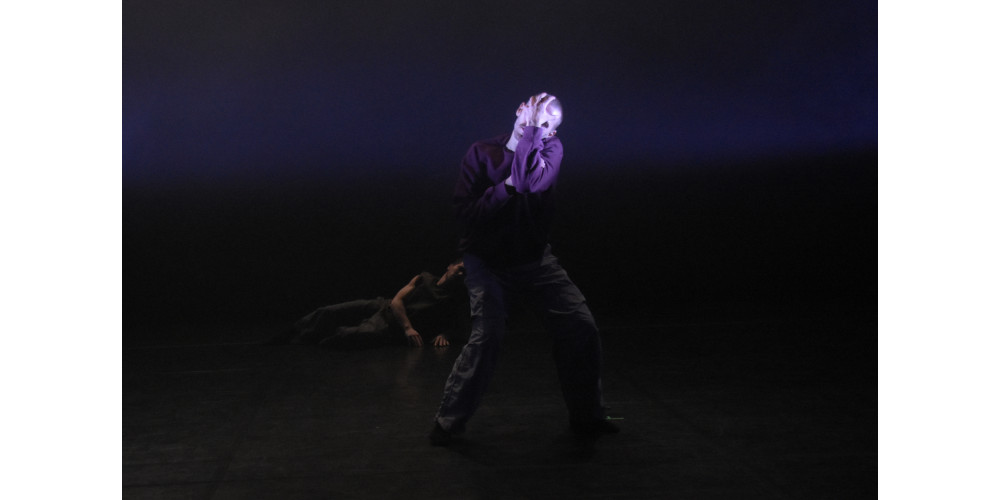 „It takes four to tango“: „Un Abrazo“ von Pablo Sansalvador