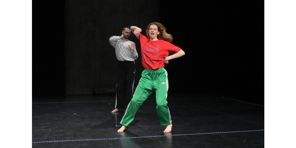 „Underground Resistance“ von Emese Nagy