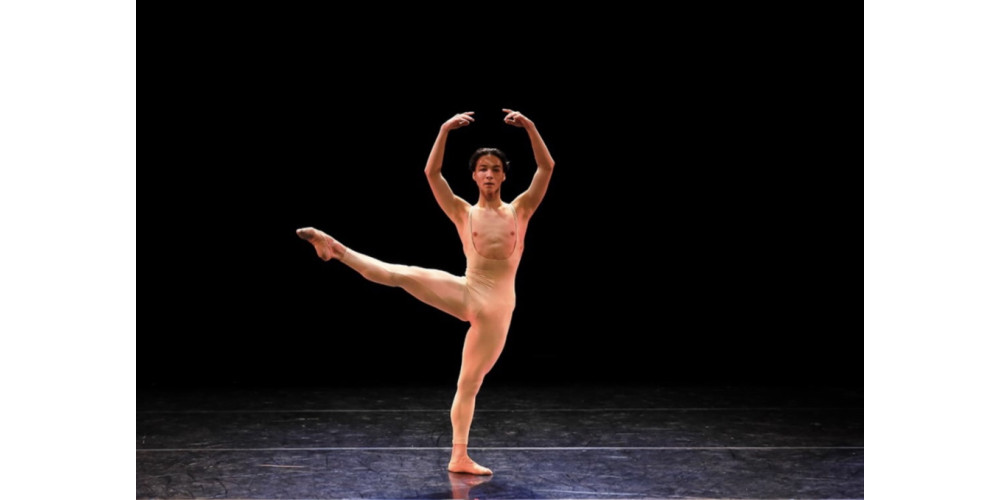 Ballett in der Reaktorhalle. Tanz-Studierende der Ballett-Akademie der HMTM. Tanz: Kyle Lippoth