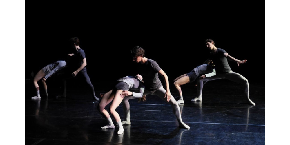 Ballett in der Reaktorhalle. Tanz-Studierende der Ballett-Akademie der HMTM