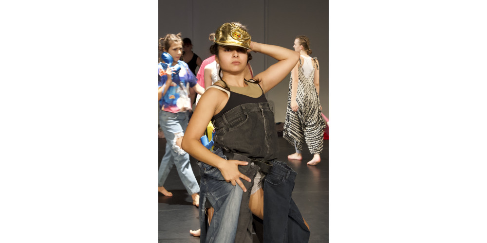 „Fast Fashion“ von Sabine Karb.