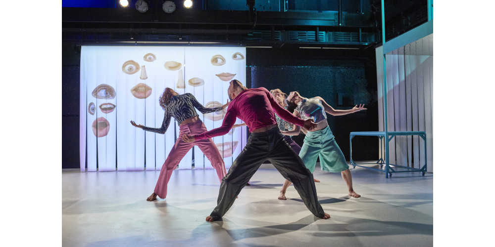 „Hello Stranger“ von Wagner Moreira: Ensemble