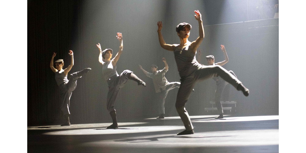 „Der große Gatsby“ am Deutschen Theater München. Tanz: Ensemble