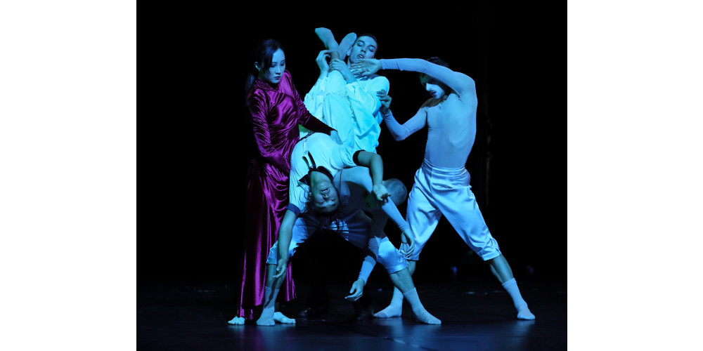 „Motel 5“ von Alexander Hille, Tanz: Jana Baldovino, Yunju Lee, Gjergji Meshaj, Matthew Jared Perko, Ethan Ribeiro