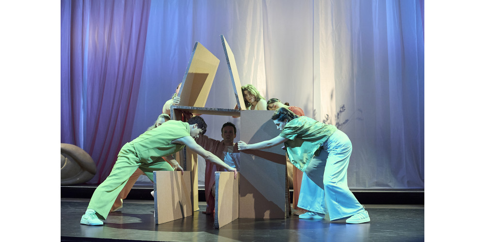 „Come As You Are“ von Wagner Moreira, Tanz: Ensemble