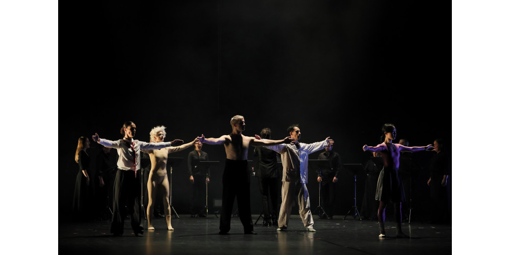 „Chor de Ballett“ von Alexander Quetell, Tanz: Mikaël Champs, Montana Dalton, Alexander Hille, Marta Jaén Garcia, Yunju Lee