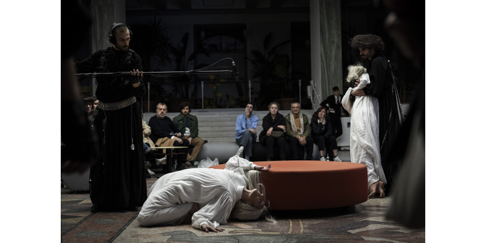 „La Veronal: TOTENTANZ – Morgen ist die Frage“ von Marcos Morau beim International DANCE Festival München, Tanz: Ensemble La Veronal